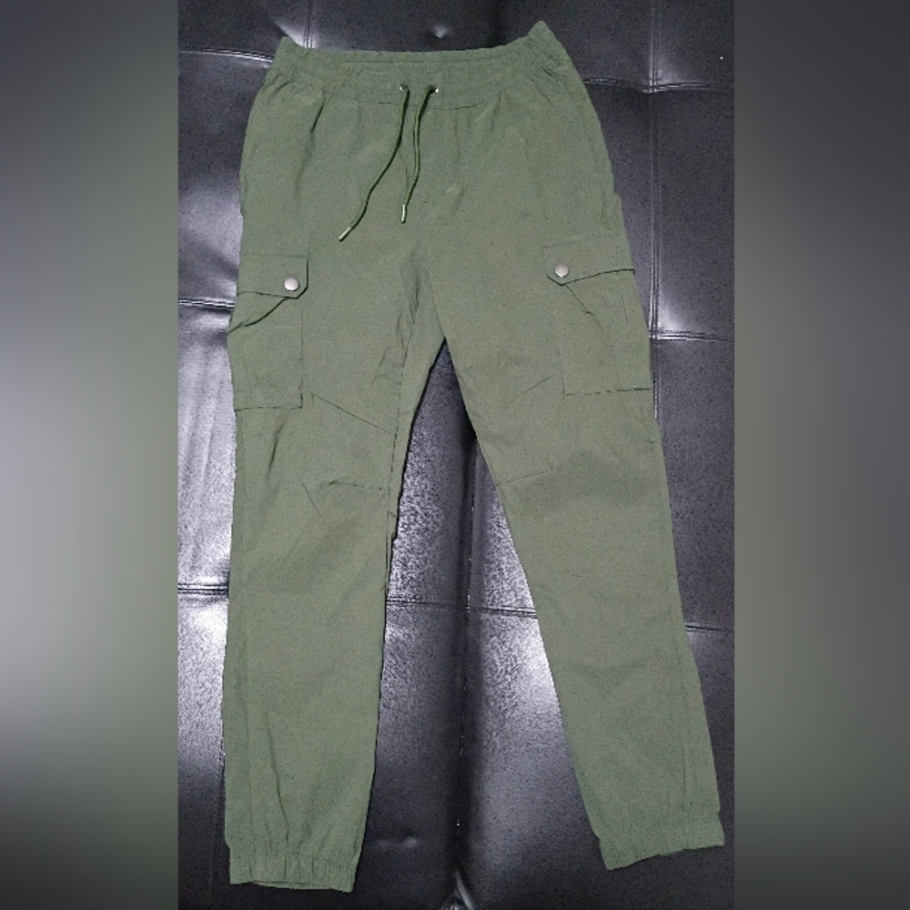 MISTER NYC Green Cargo Pants Slim Fit Size Small